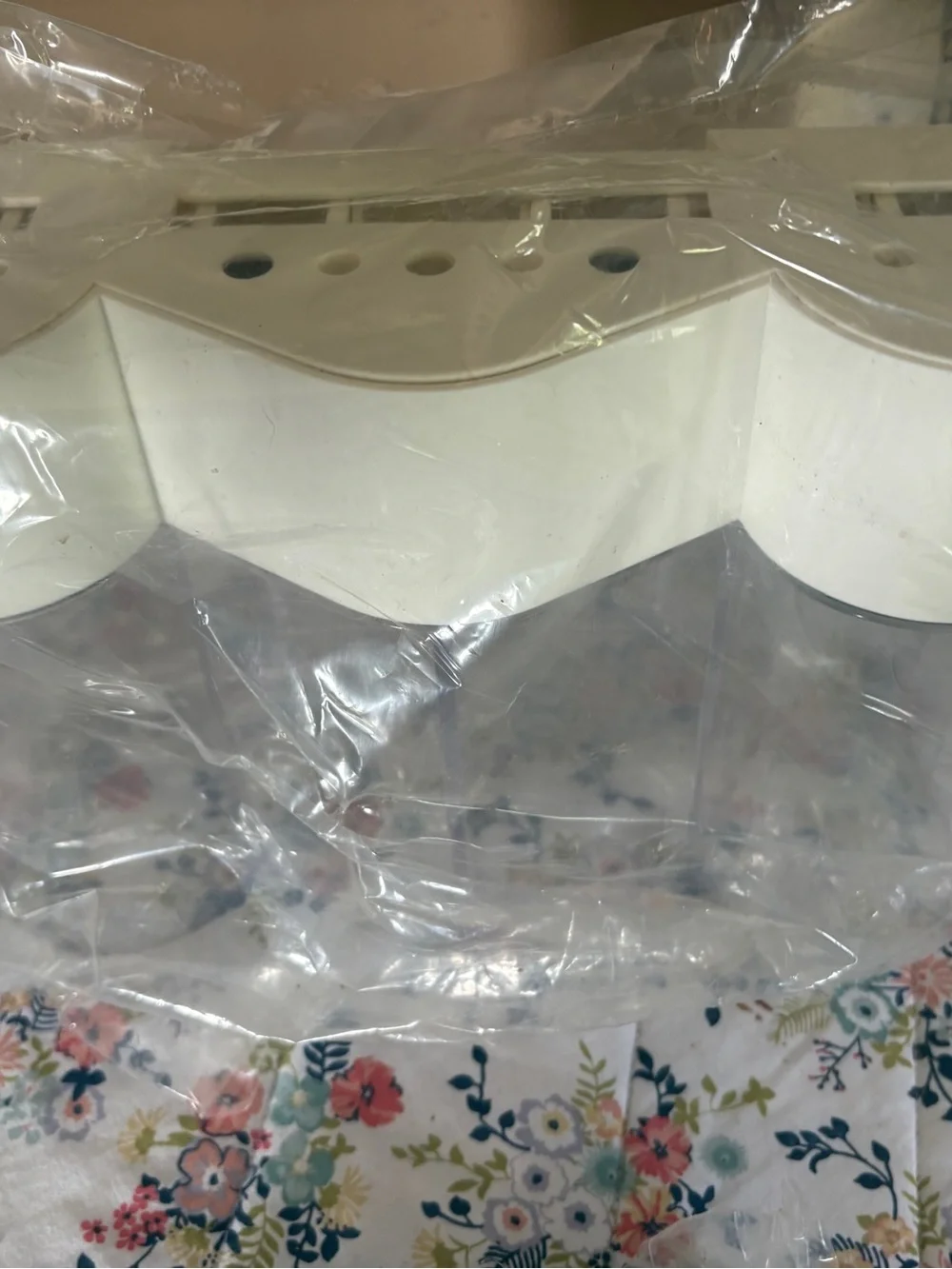 Maid-Rite 4 Compartment Liquid Dispenser